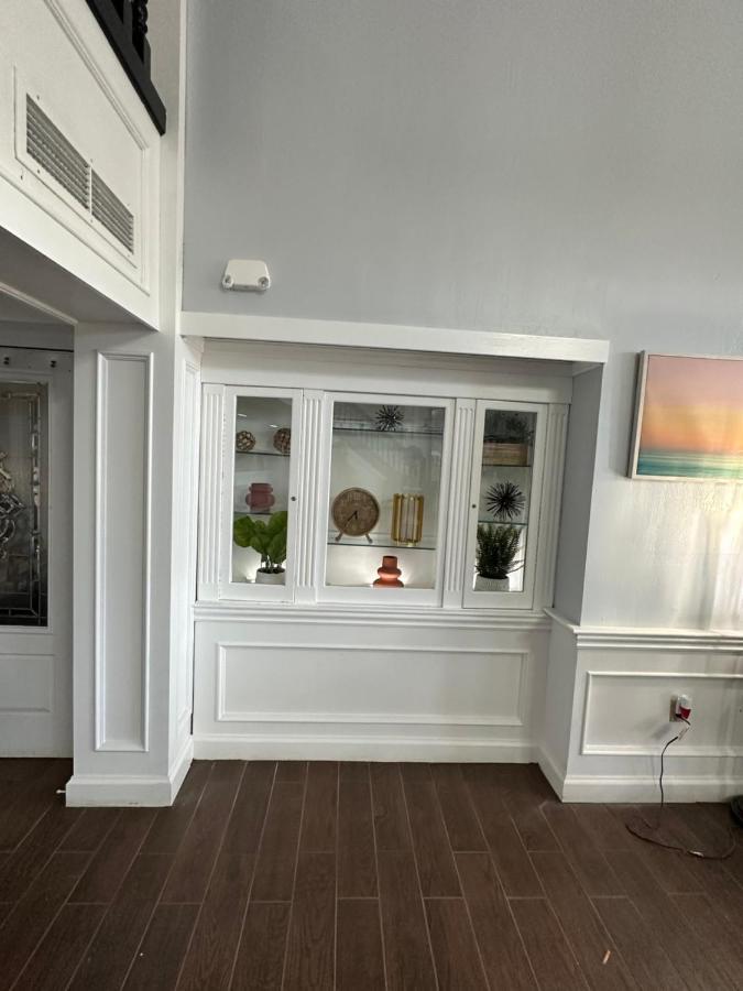 I65 Studio Suites Скоттсбург Екстер'єр фото